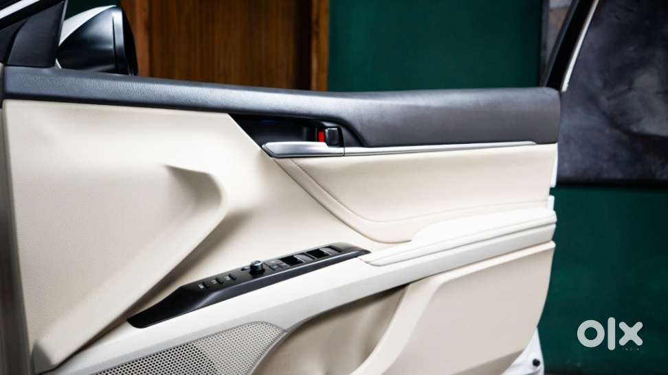 Toyota Camry [2019-ongoing] 2.5 Hybrid, 2024, Petrol