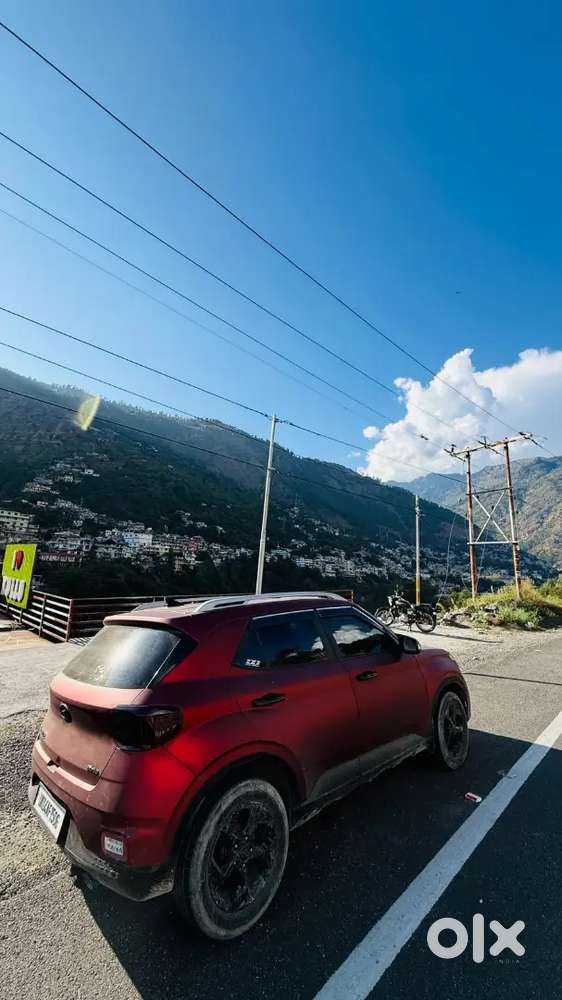 Hyundai Venue 1.0 Turbo 2021 Roamania Red