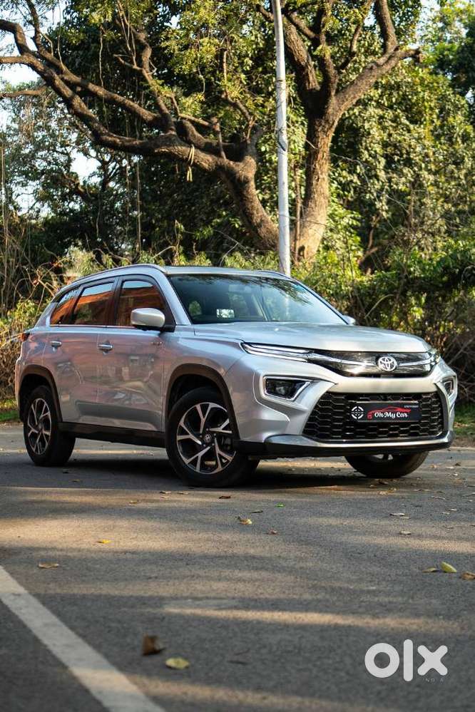 Toyota Urban Cruiser Hyryder, 2023, Petrol