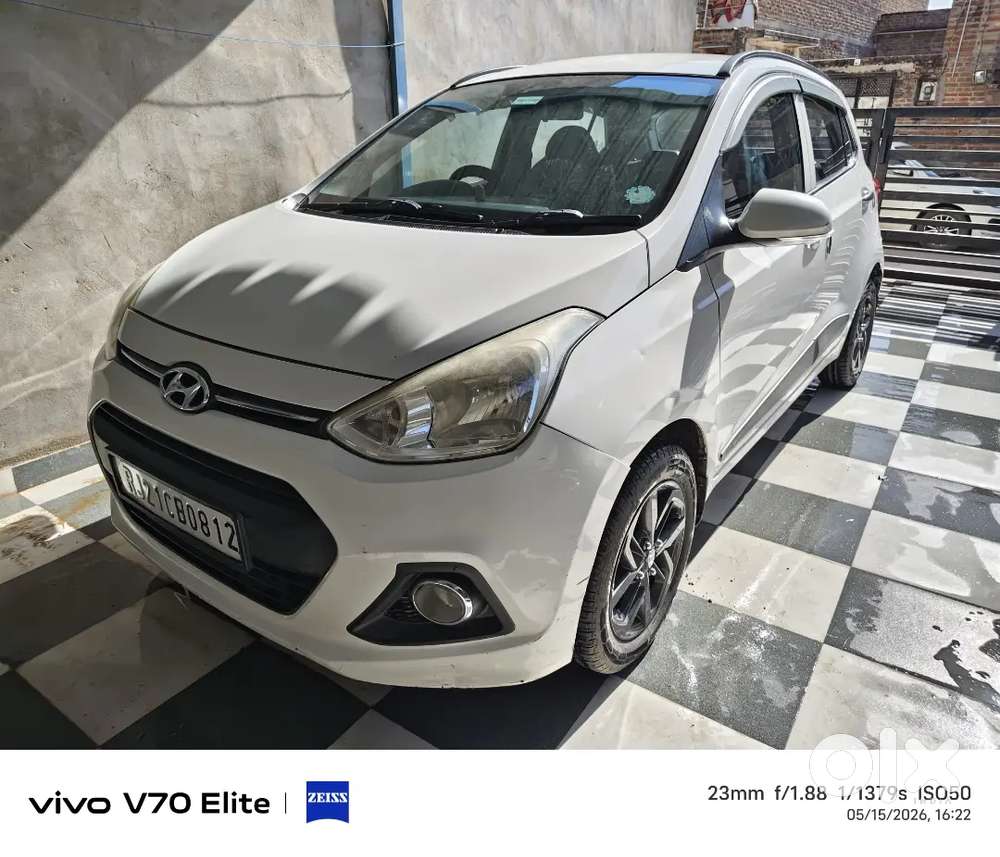 Hyundai Grand I10 2015 Petrol Well Maintained