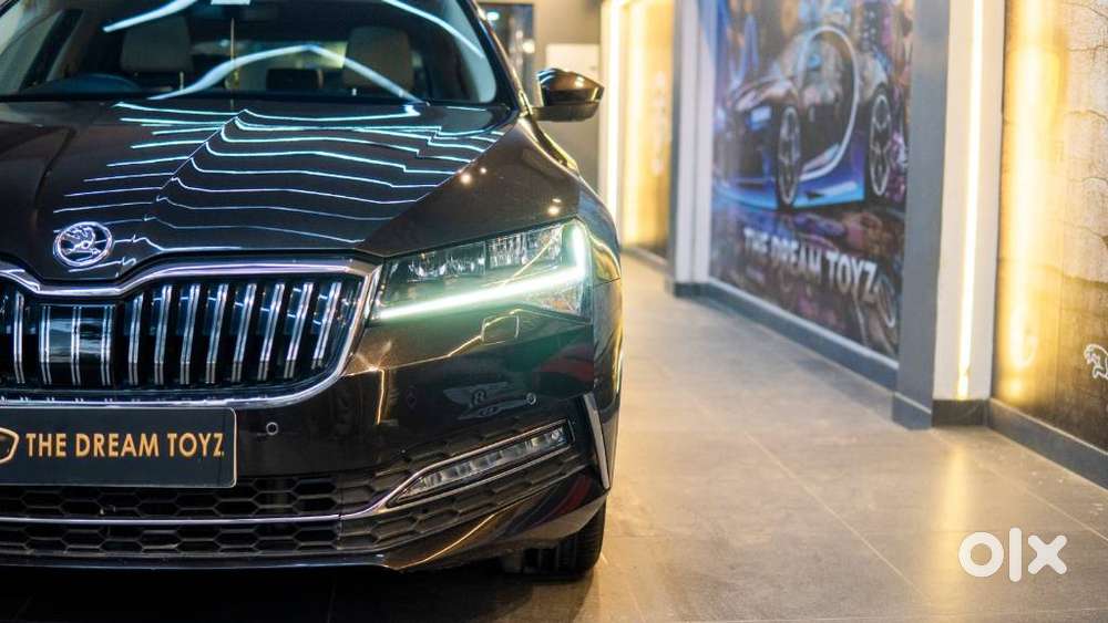 Skoda Superb L&k 2.0 Tdi At, 2021, Petrol