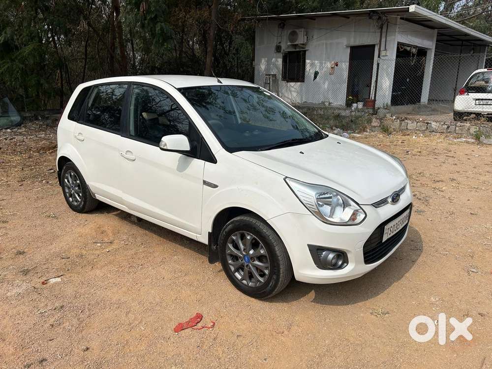 Ford Figo 2012-2015 Diesel Titanium, 2015, Diesel