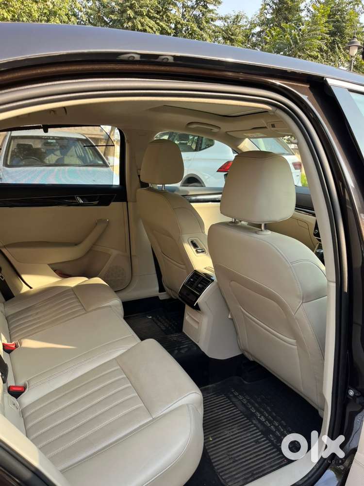 Skoda Superb Petrol 2021 L&ksuperb New Condition