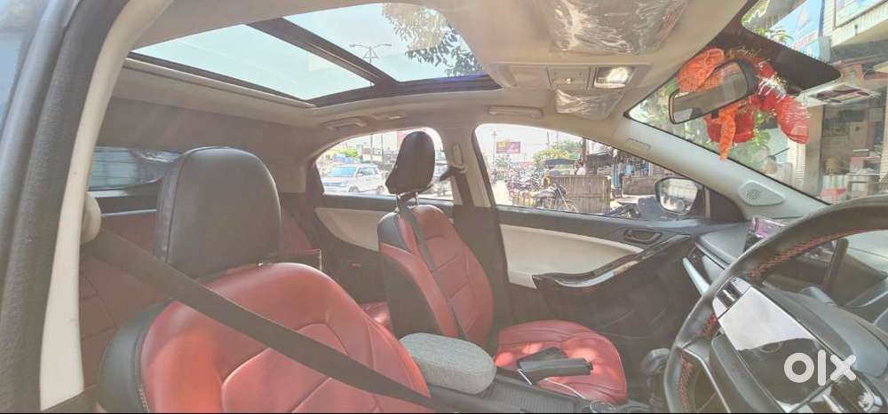 Well Maintained Car With Panoramic Sunroof