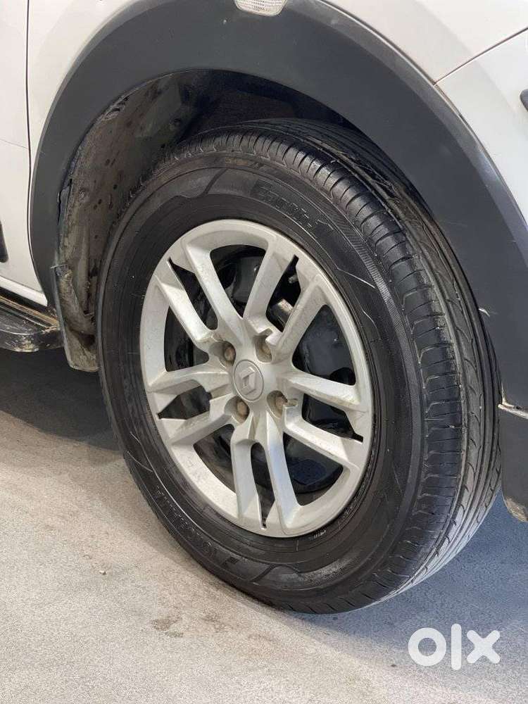 Renault Triber Rxl, 2022, Petrol