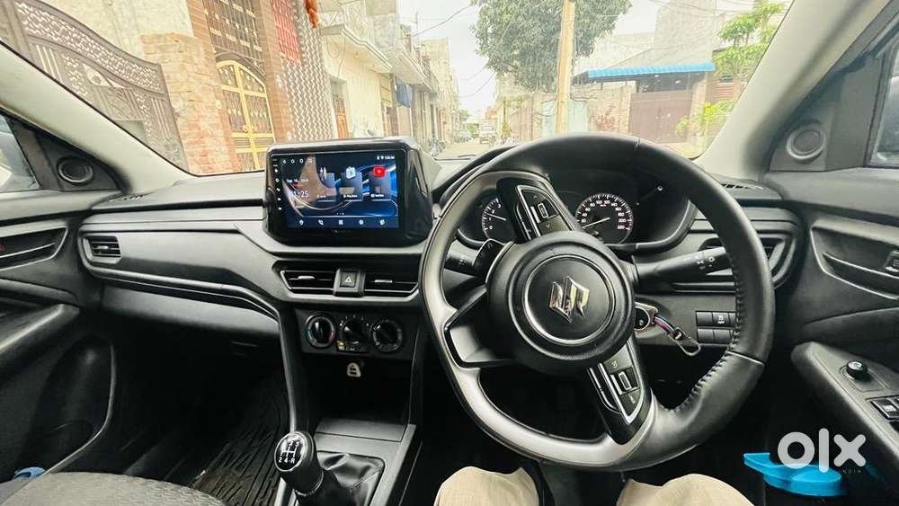 Maruti Suzuki Brezza 2025 Petrol 21000 Km Driven