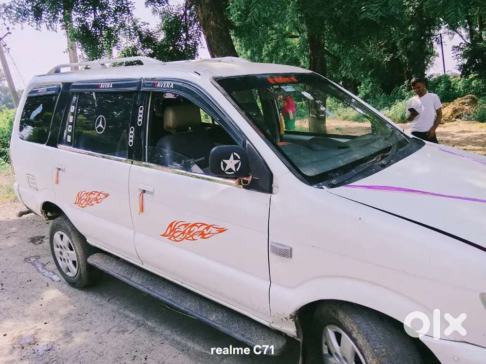 Chevrolet Tavera Neo 2015