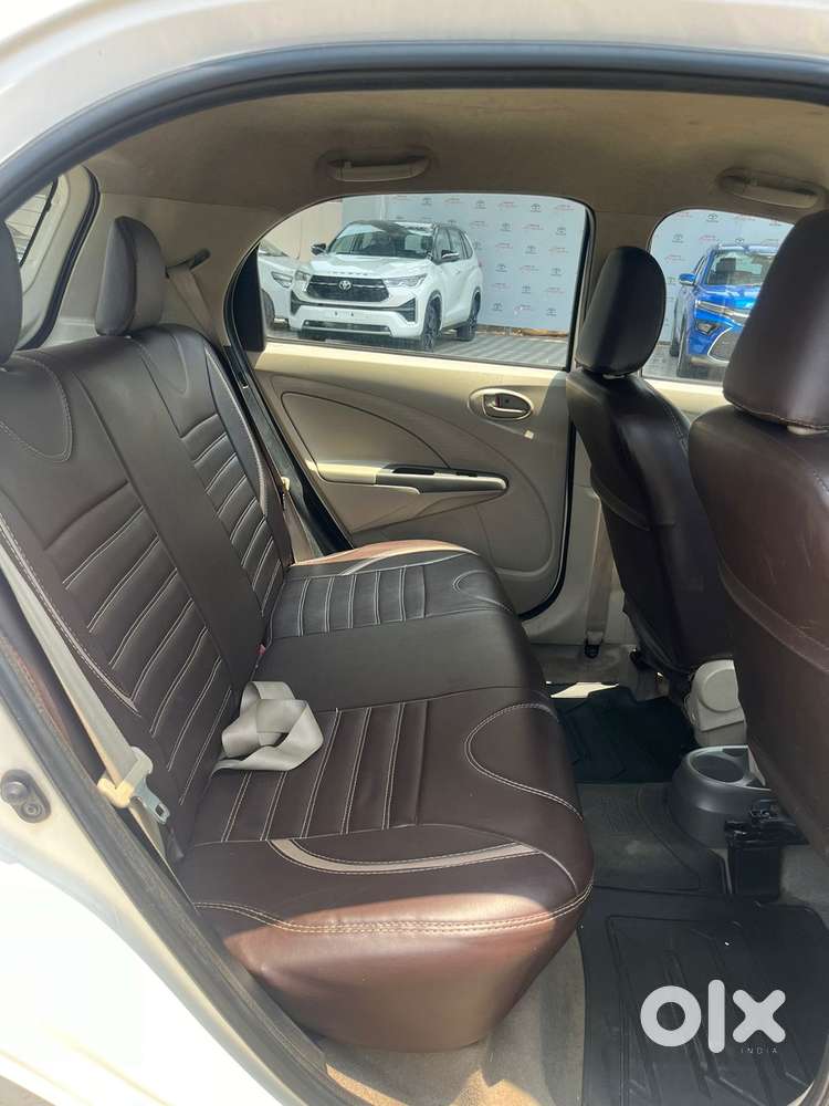 Toyota Etios Liva 1.2 G, 2016, Petrol