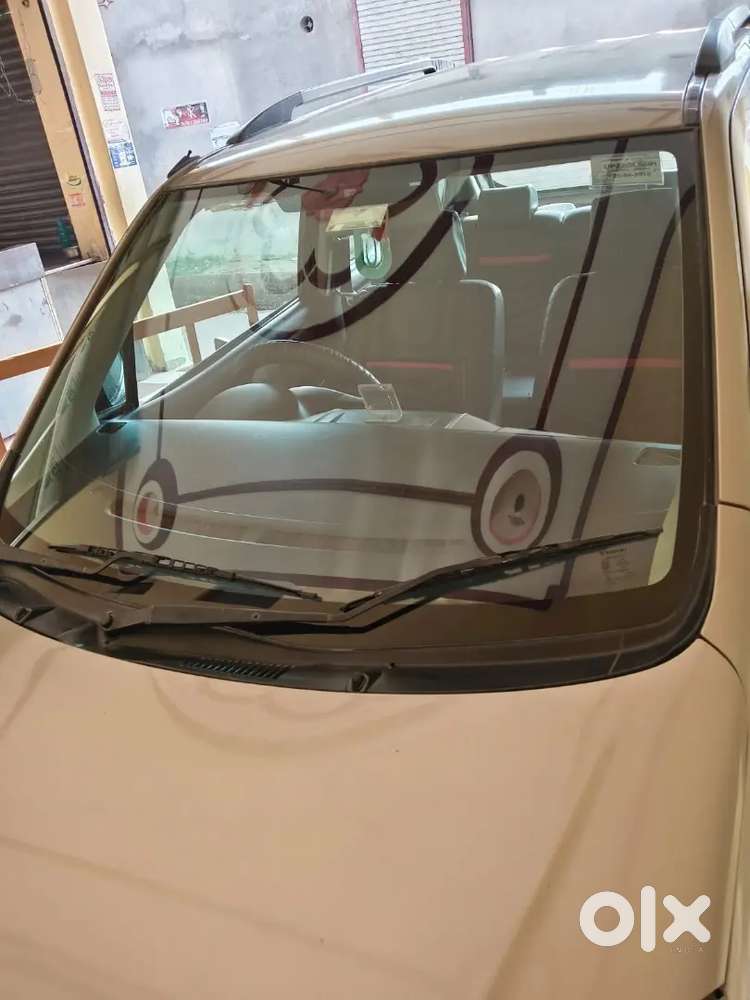 Wagon R 2015. Petrol