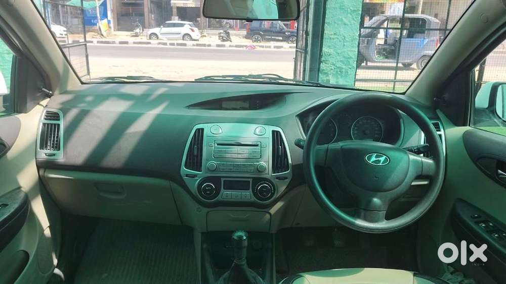 Hyundai I20 Magna, 2011, Petrol