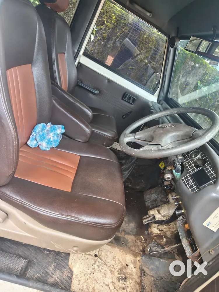 Mahindra Marshal Diesel 1999
