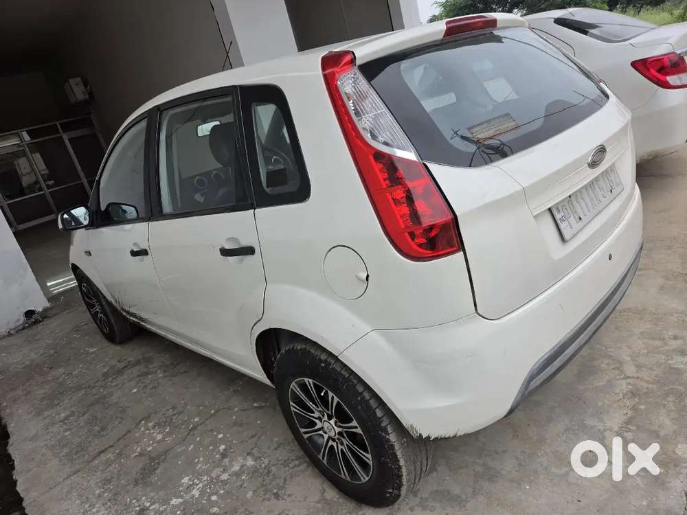 Ford Figo 1.5 Trend 2012