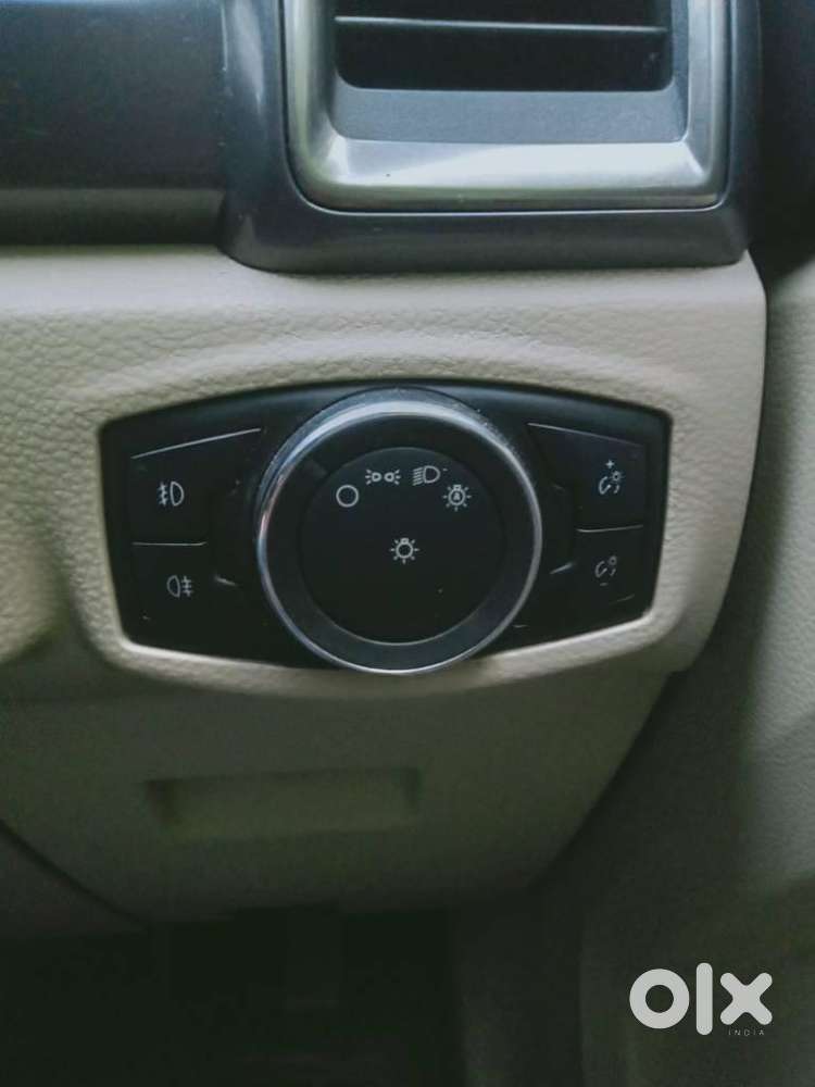 Ford Endeavour 3.2 Titanium At 4x4, 2016, Diesel