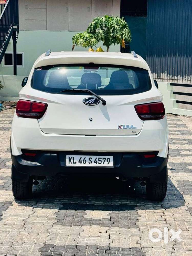 Mahindra Kuv 100, 2017, Petrol