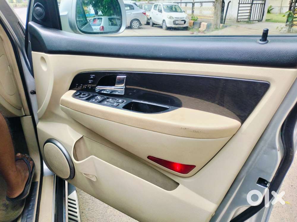 Mahindra Rexton, 2014, Diesel