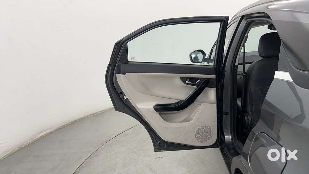 Tata Nexon 1.2 Revotron Xz Plus (s), 2023, Petrol