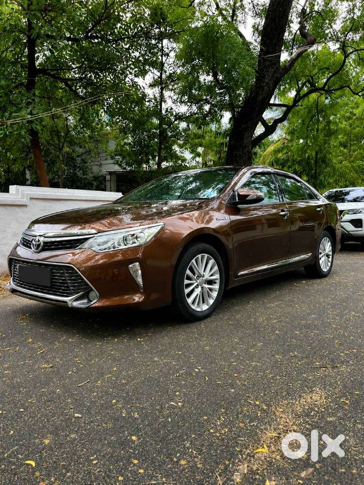 Toyota Camry Hybrid 2.5, 2015, Cng & Hybrids