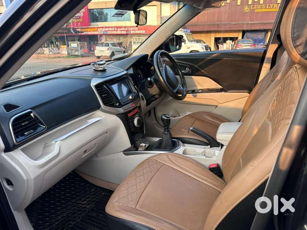 Mahindra Xuv300 2021 Petrol Well Maintained