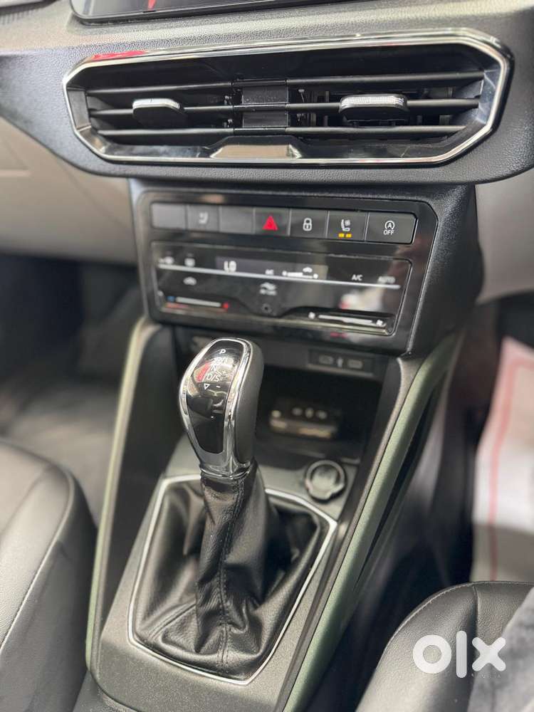 Skoda Kylaq Prestige At, 2025, Petrol