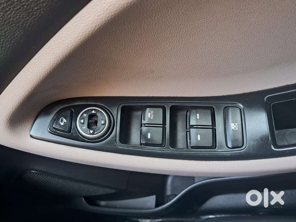 Hyundai I20 Sportz 1.4 Crdi 6 Speed Bs-iv, 2015, Diesel