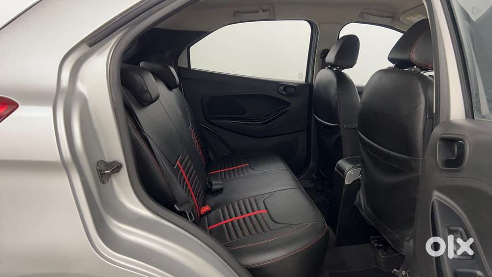 Ford Figo Titanium, 2021, Petrol