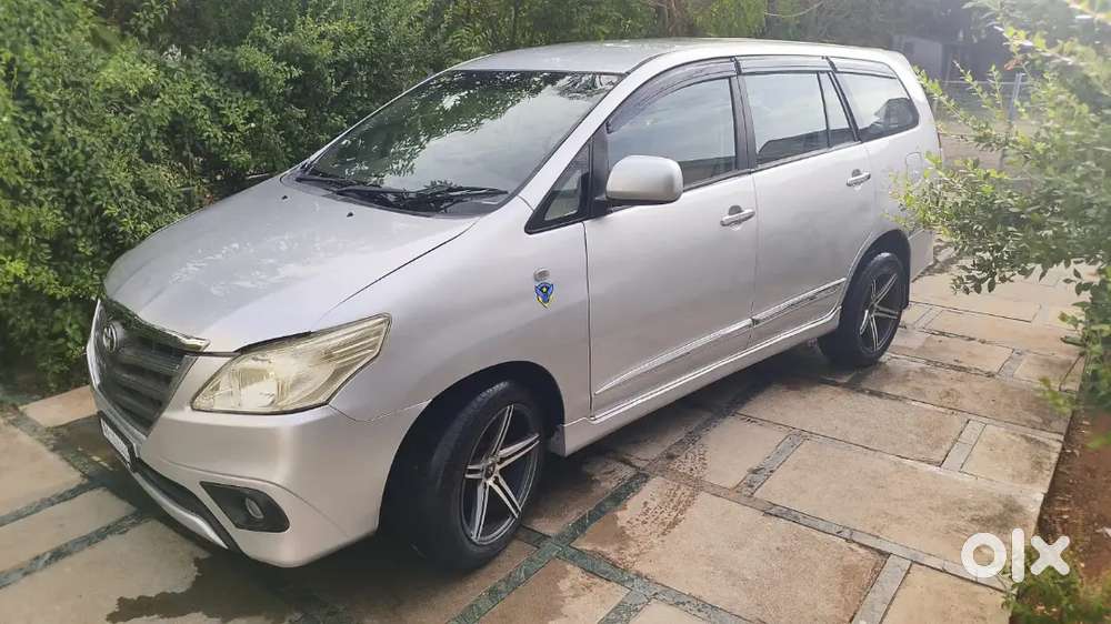 Toyota Innova G5 Model