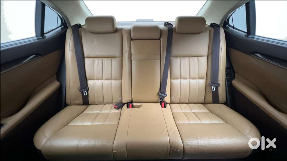 Lexus Es 300h Luxury, 2017, Petrol