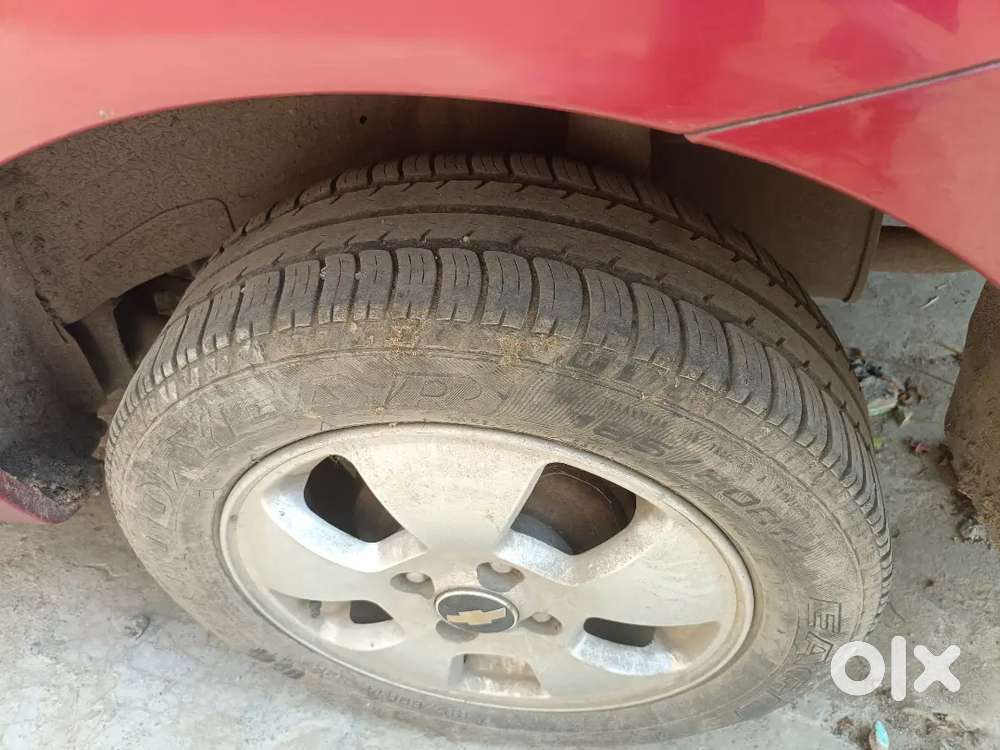 Chevrolet Aveo 2011 Petrol 80000 Km Driven