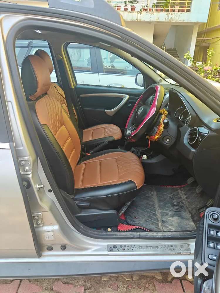 Renault Duster 2019 Petrol Manual Silver Colour