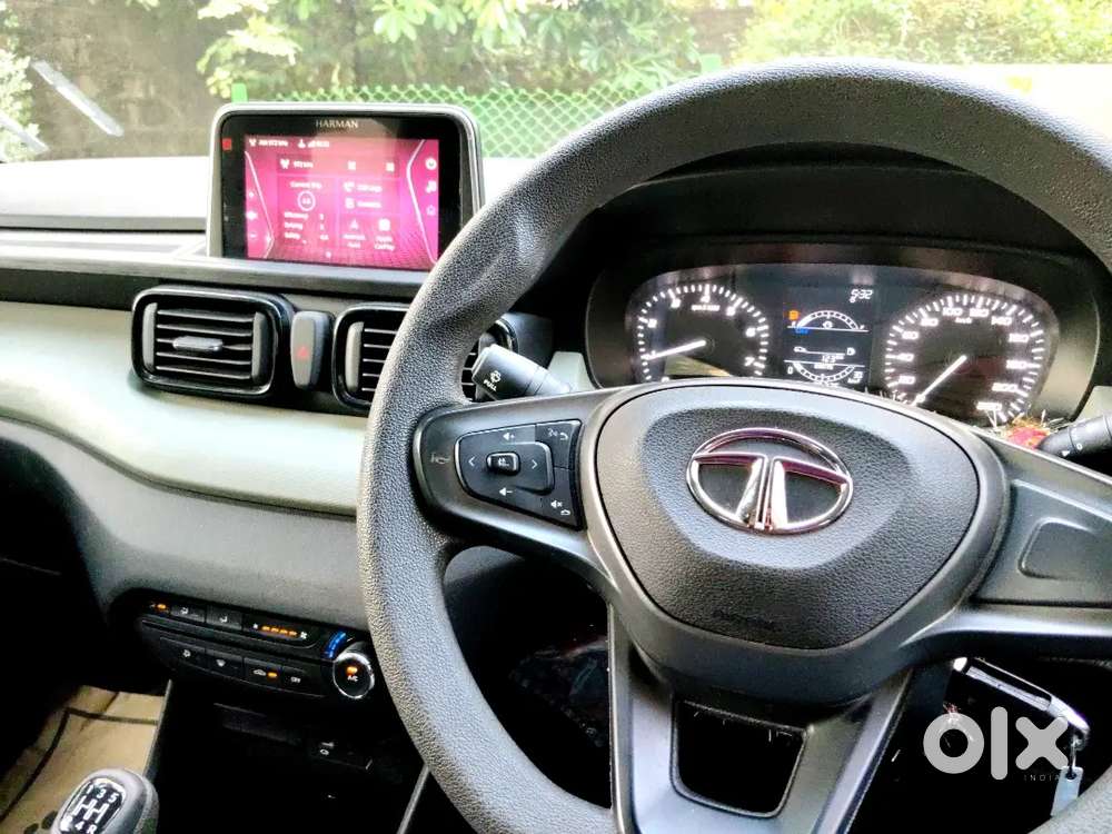 Tata Punch Adventure Mt 2022  1st Owner  26,500 Km  Petrol