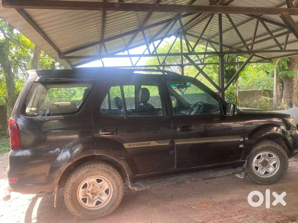 Tata Safari Storme 11 Diesel