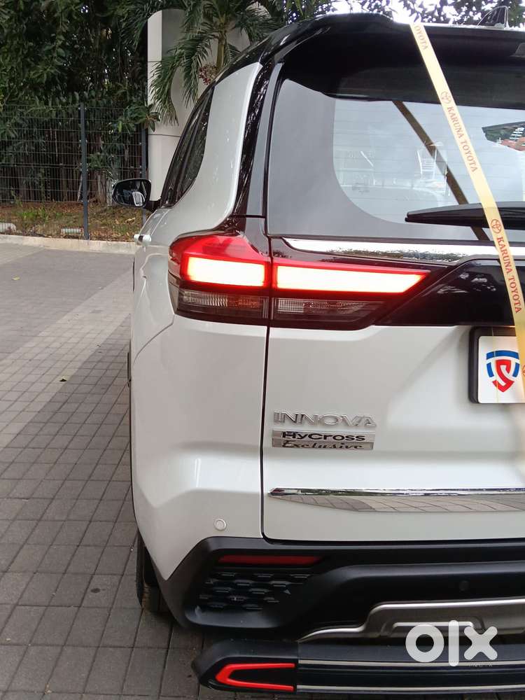 Toyota Innova Hycross 2.0 Zx Hybrid 7 Str, 2025, Petrol