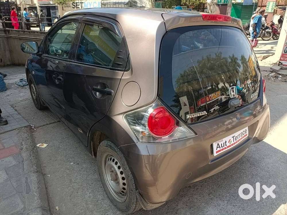 Honda Brio 2011-2013 V Mt, 2012, Petrol