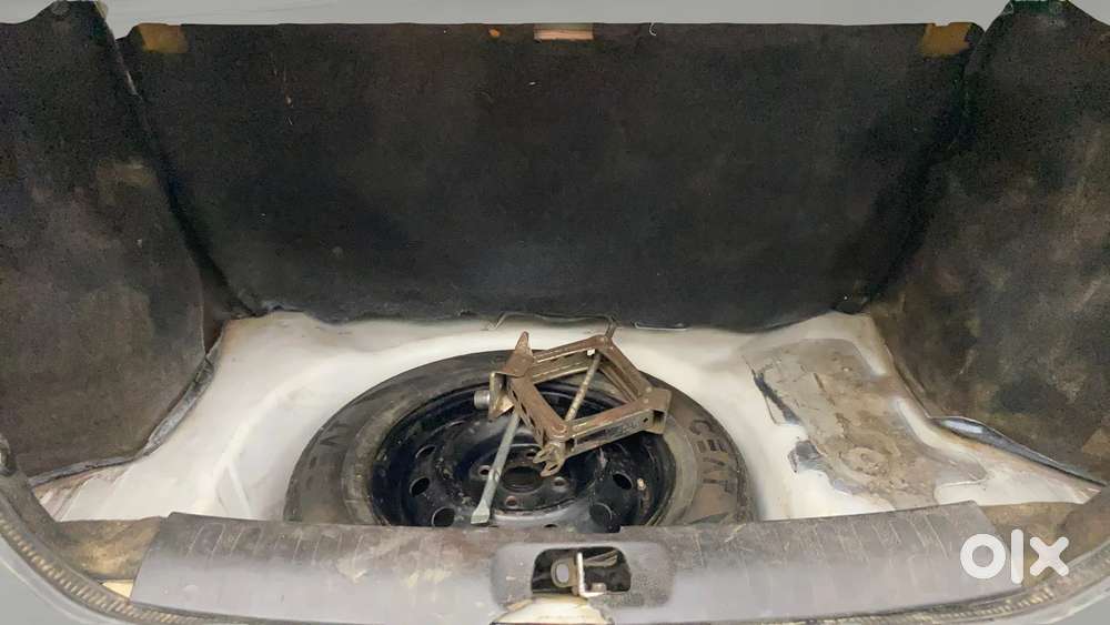 Maruti Suzuki Swift Dzire Vdi Bsiv, 2014, Diesel