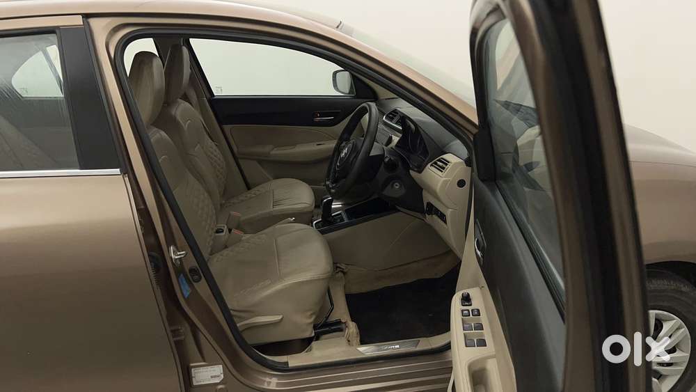 Maruti Suzuki Dzire Vxi Ags, 2022, Petrol