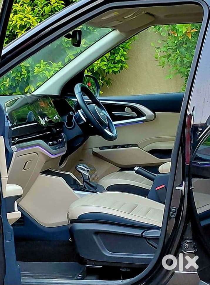 Kia Carens 1.5 Luxury Plus Turbo 7 Str, 2022, Petrol