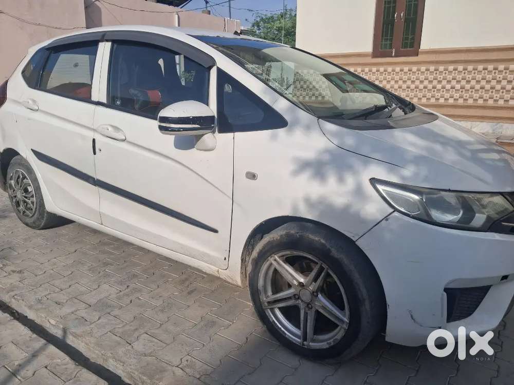Honda Jazz 2016 Petrol + Cng