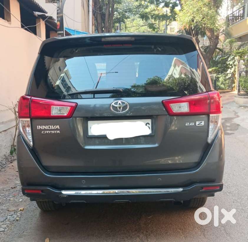 Toyota Innova Crysta 2.8z Automatic, 2017, Diesel