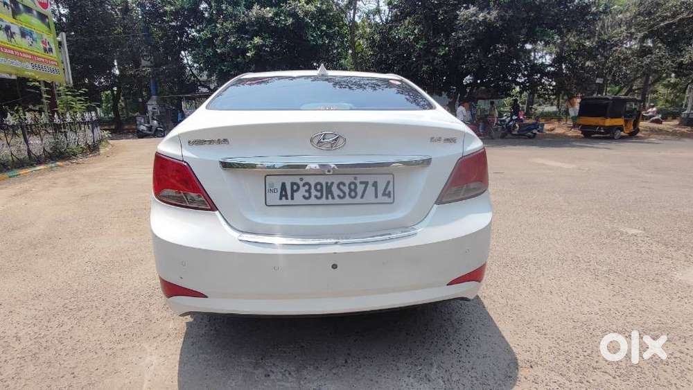 Hyundai Verna 1.6 Sx (o) Crdi, 2016, Diesel