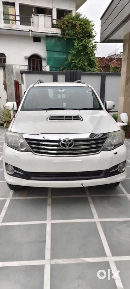Toyota Fortuner Diesel 2015