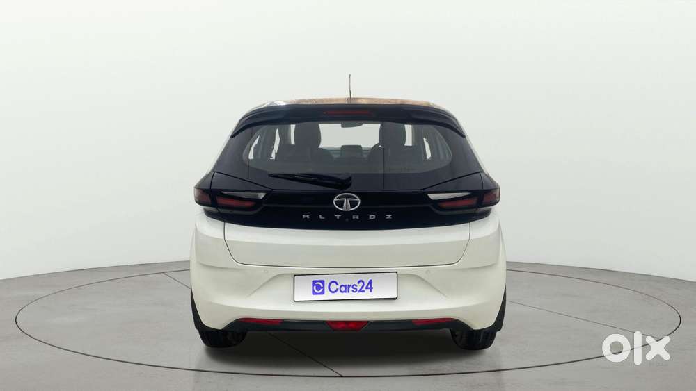 Tata Altroz 1.2 Xza Plus, 2023, Petrol