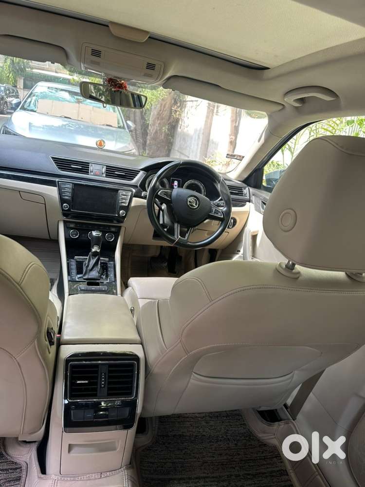 Skoda Superb Model 2017 Automatic Petrol