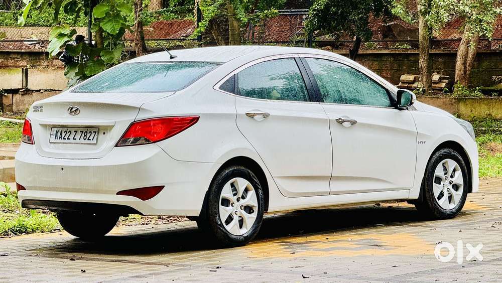 Hyundai Verna, 2015, Petrol