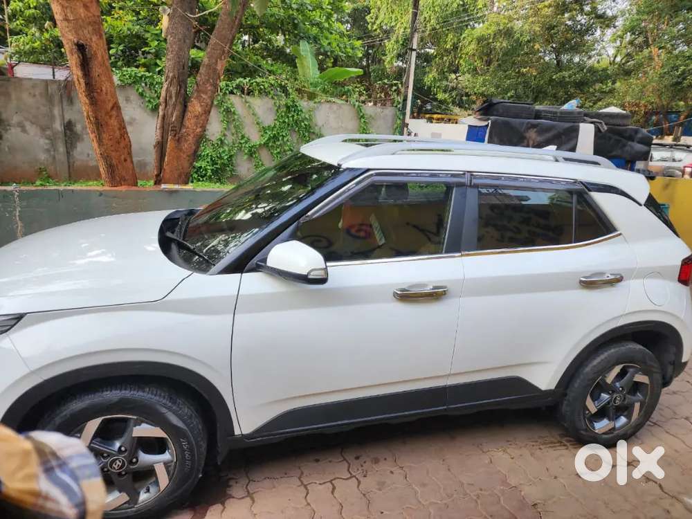 Hyundai Venue 2020 Petrol 59000 Km Driven