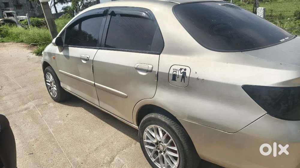 Car Is Very Gud Condition Not A Single Scratch In Car And New Tyres