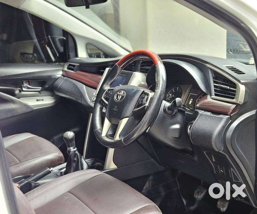 Toyota Innova Crysta 2.4 Vx Mt 8s, 2019, Diesel