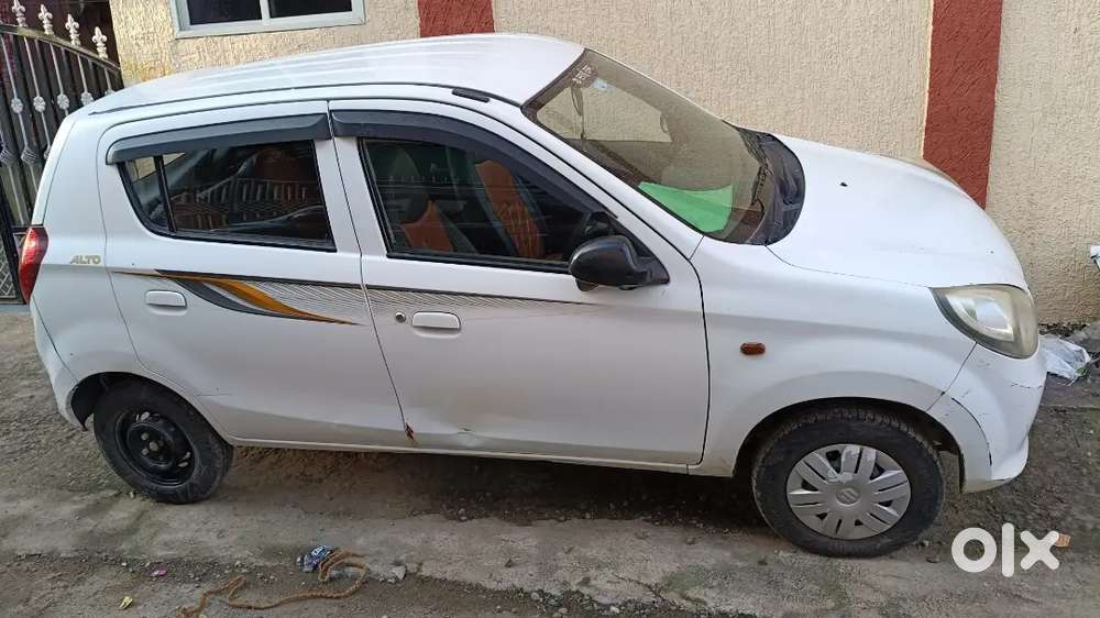 Charo Tayar New Hai
Seat Covar Or Android Sestam Laga Hua Hai
 Abhi B