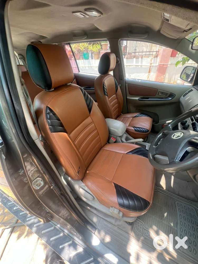 Toyota Innova 2012 Diesel Well Maintained