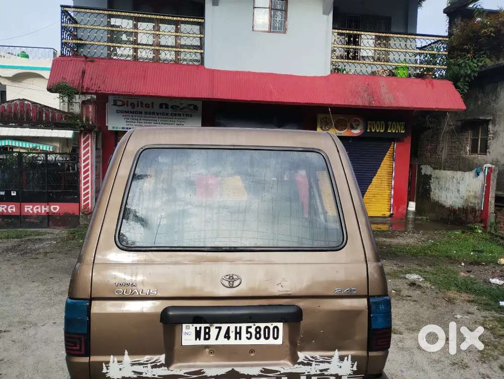 Toyota Qualis