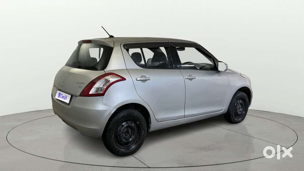 Maruti Suzuki Swift Vxi, 2016, Petrol